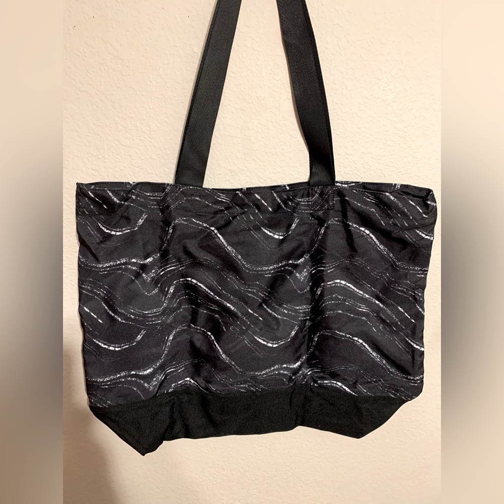 Pink tote